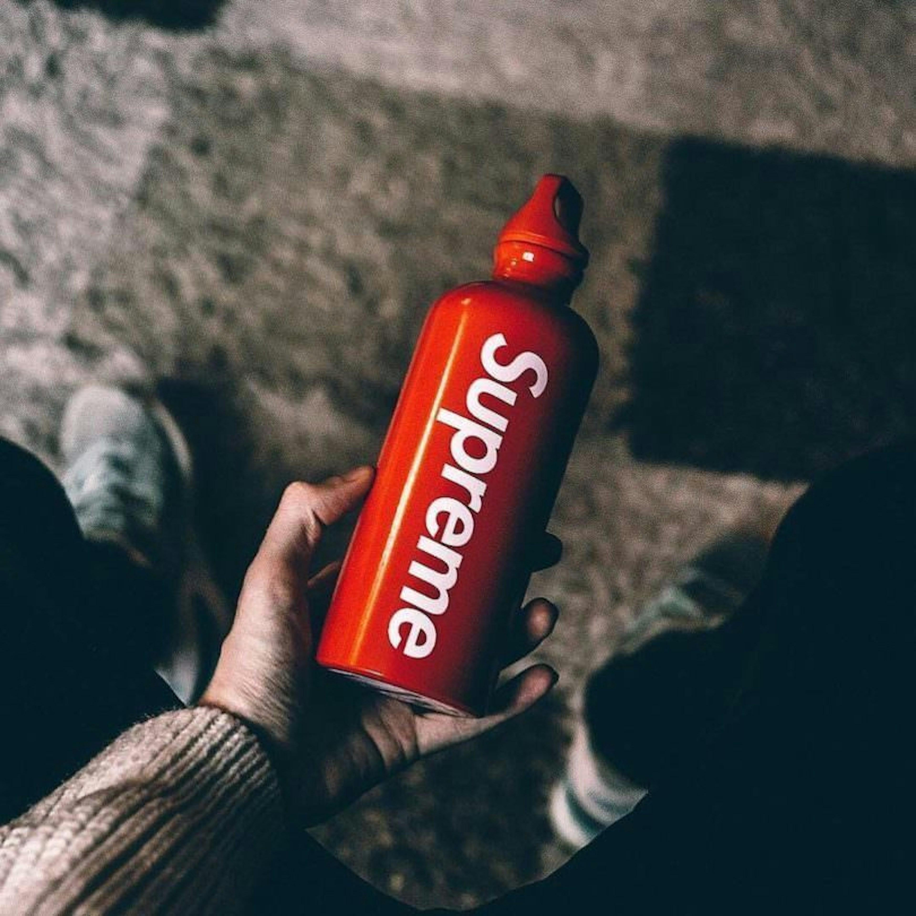 Supreme x SIGG