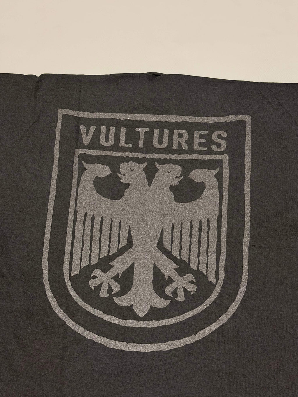 Yeezy Vultures tee black