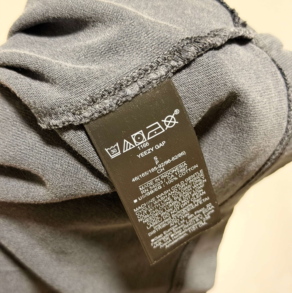 Camiseta Yeezy GAP