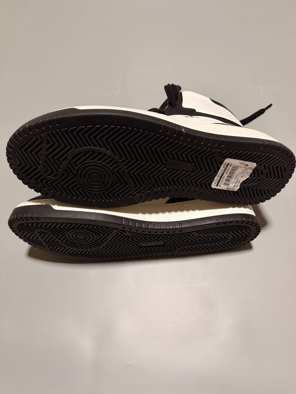 Valentino Garavani full cuero