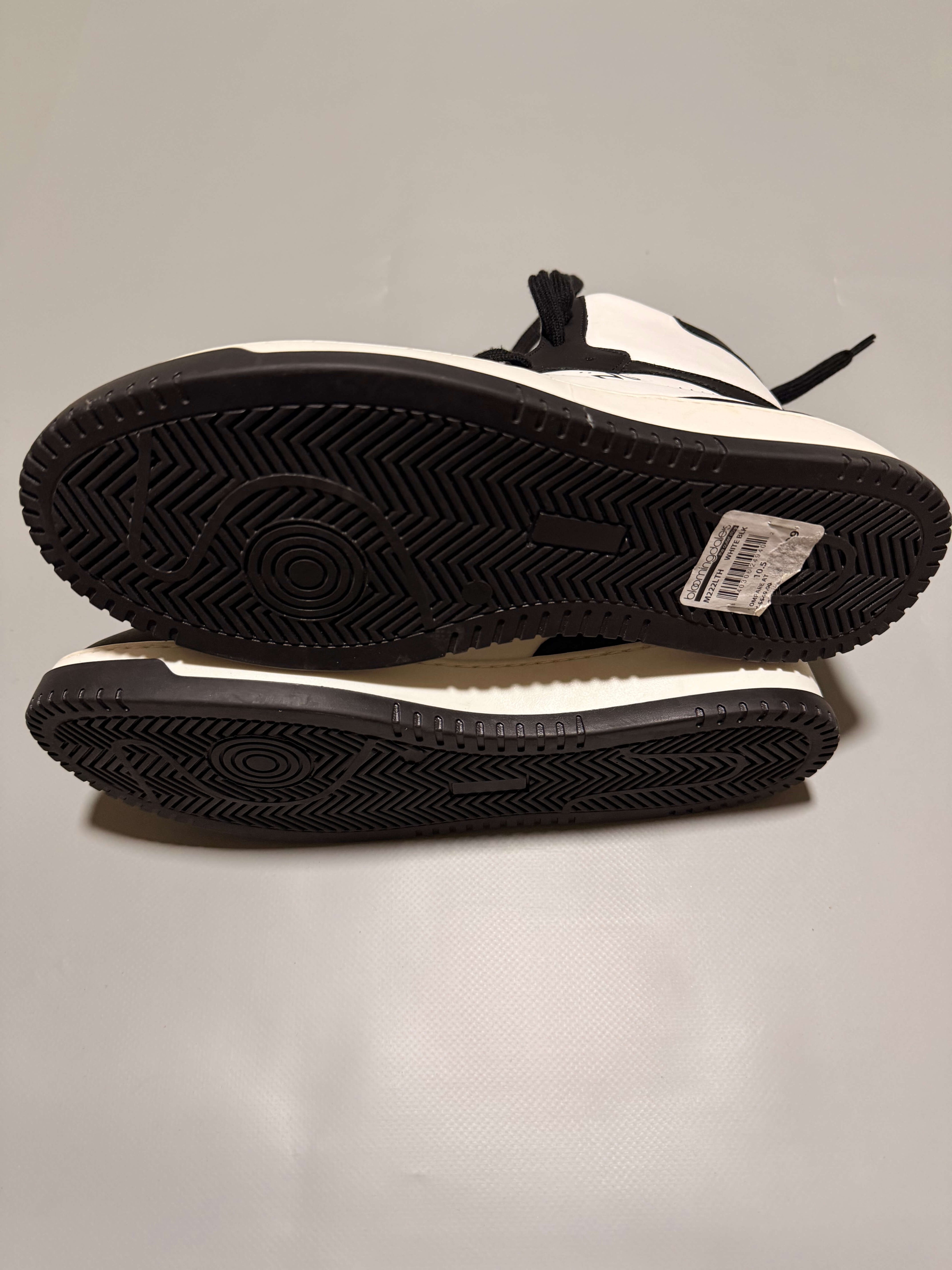 Valentino Garavani full cuero