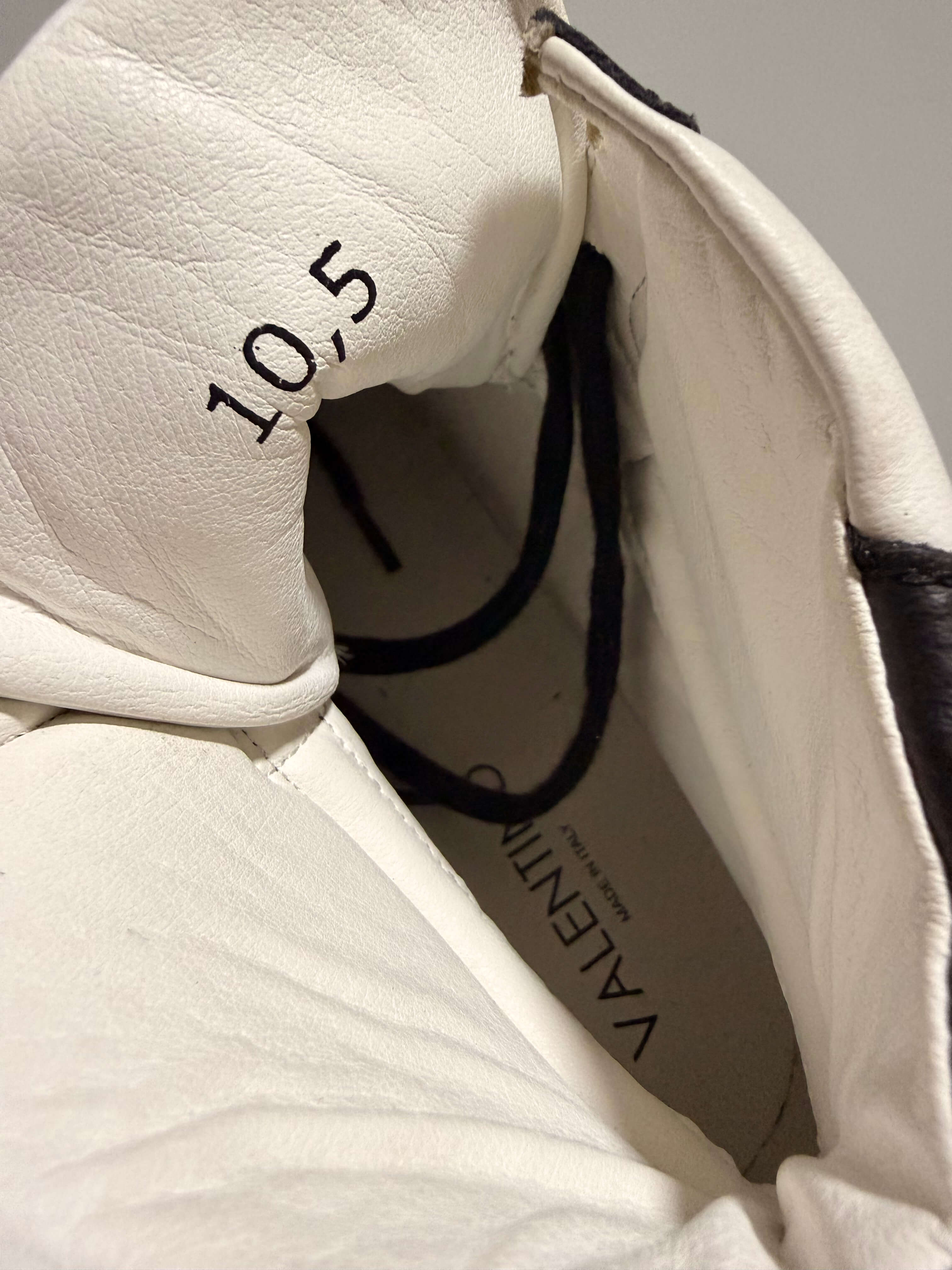 Valentino Garavani full cuero