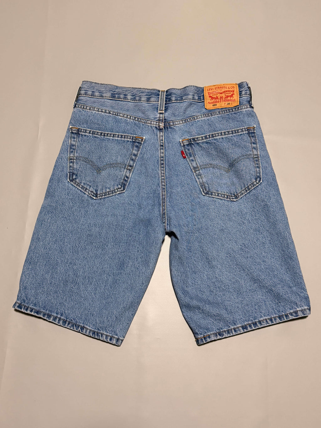 LEVI'S 469 denim loose shorts blue