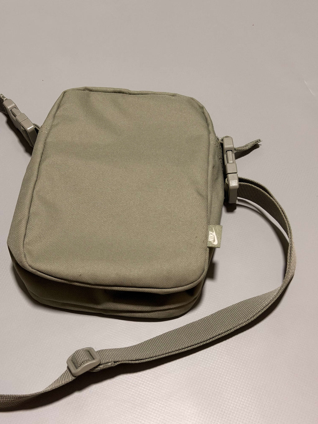 NIKE crossbody bag olive
