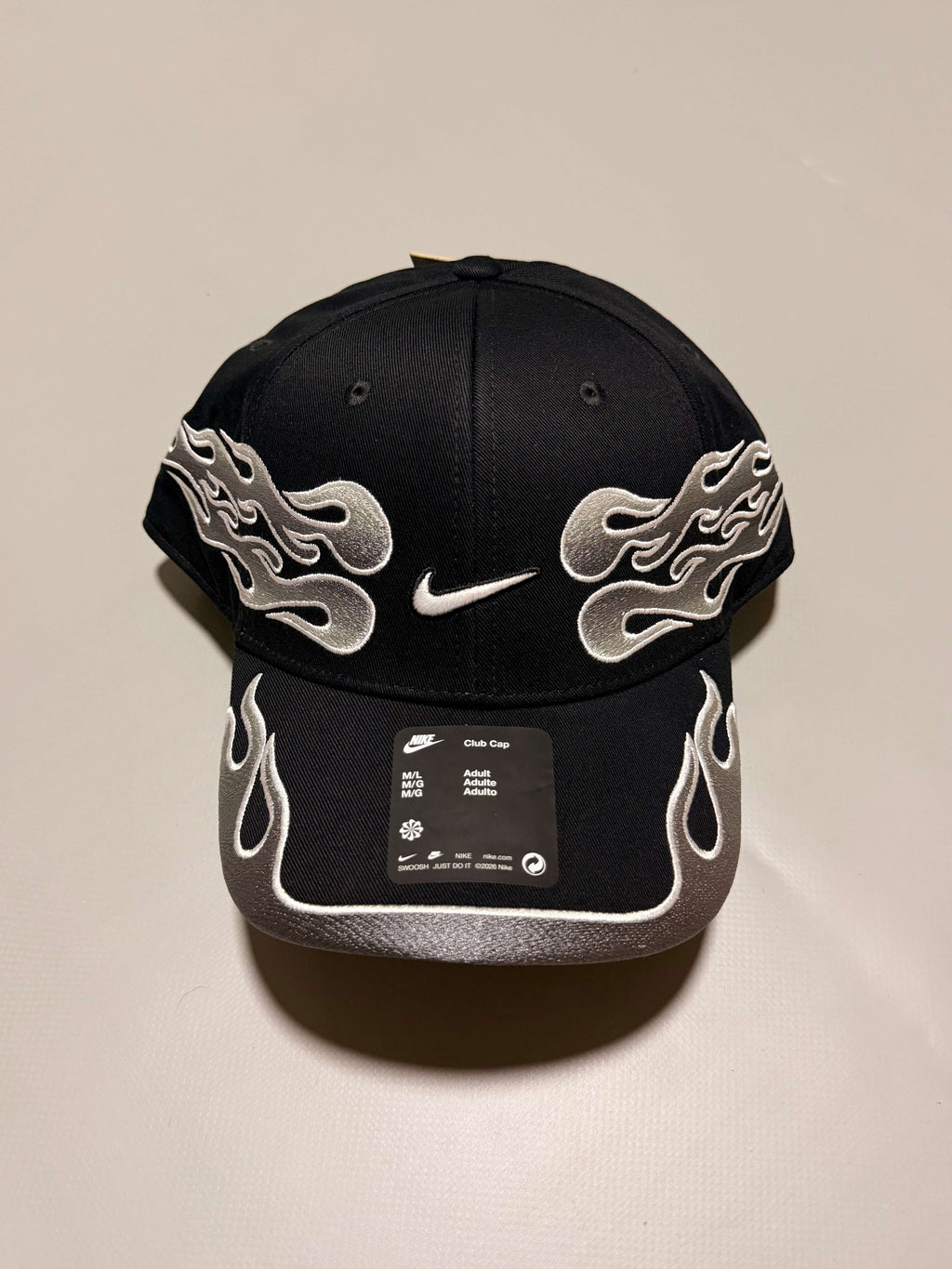 NIKE flame cap black