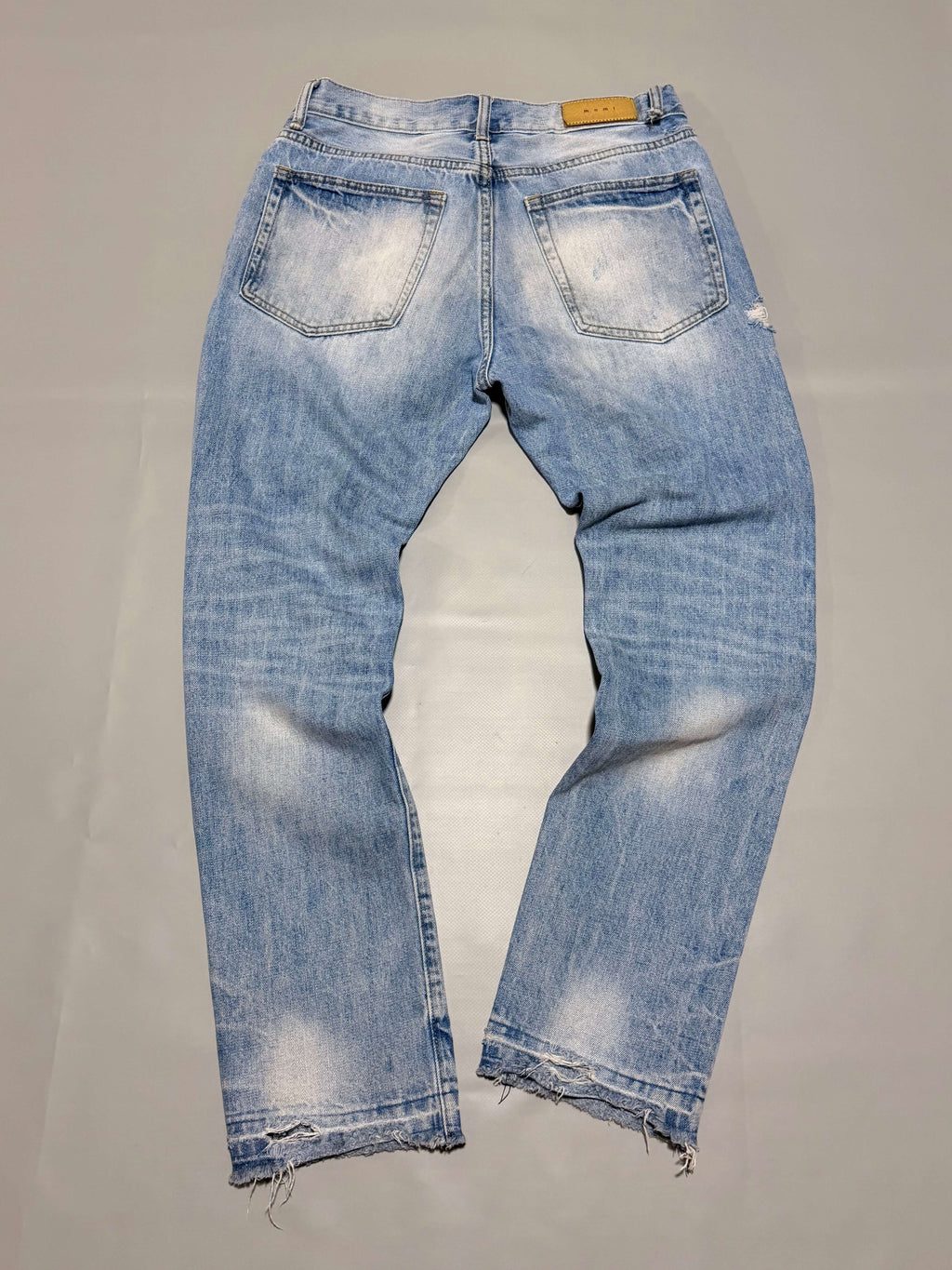 MNML distresed slim jeans